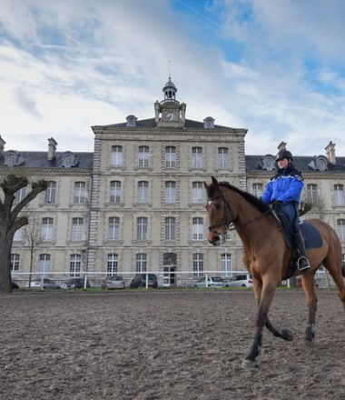 LES COULISSES DE LA GARDE RÉPUBLICAINE (Vincennes)