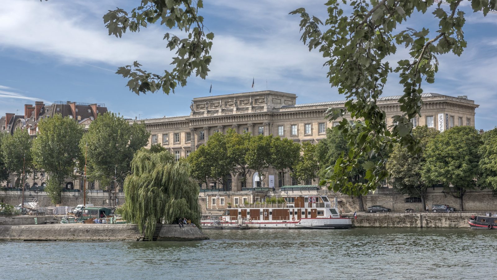 Dans les coulisses de la Monnaie de Paris